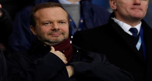 "قدم عرضًا مدته 15 دقيقة".. وودوارد تواصل مع بورنموث لضم جوشوا كينج